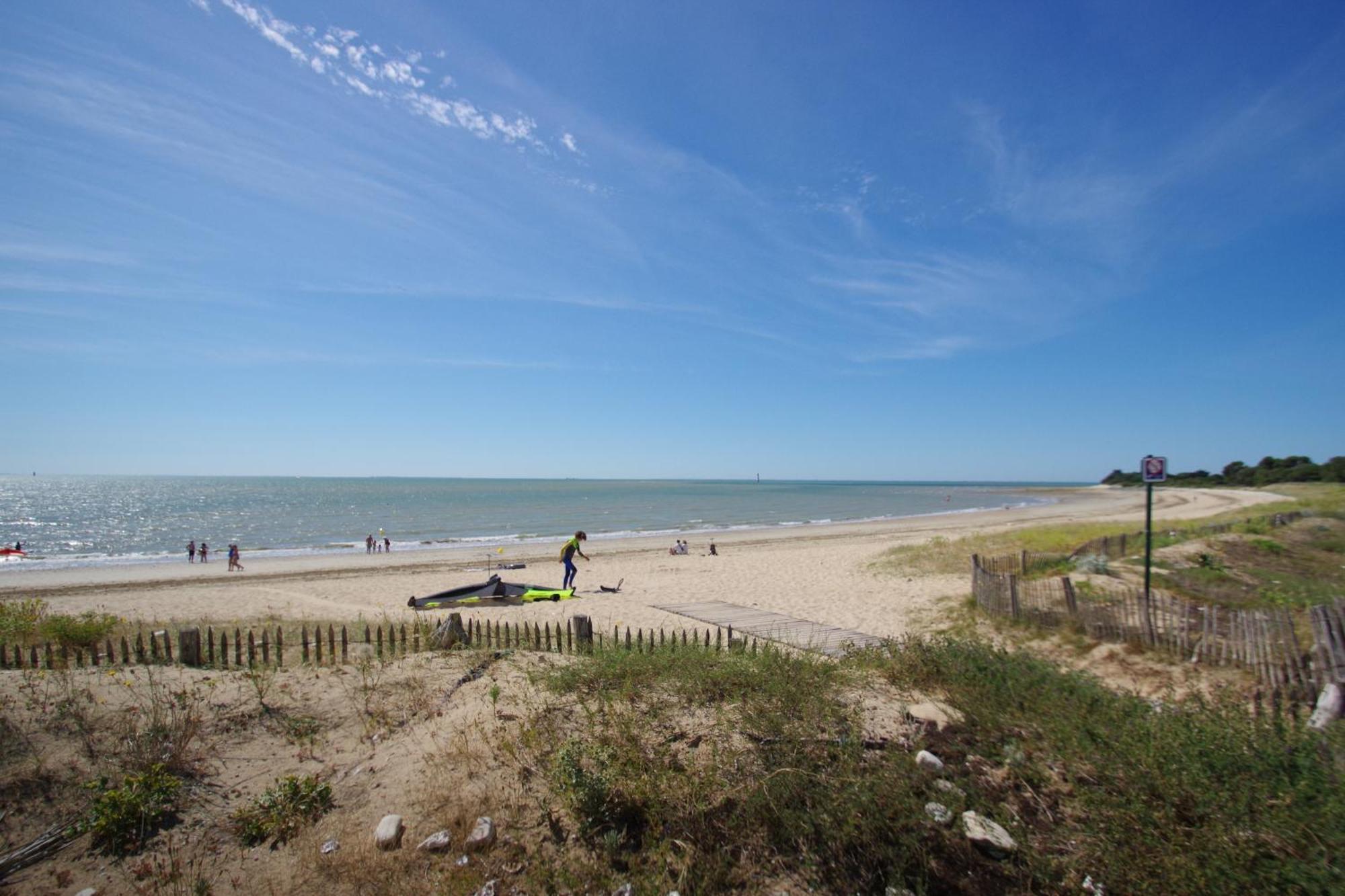 La Plage, T2 Vue Mer Rivedoux-Plage Kültér fotó